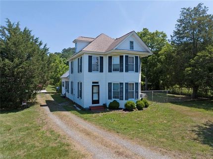 House for sale in Mathews County, Virginia