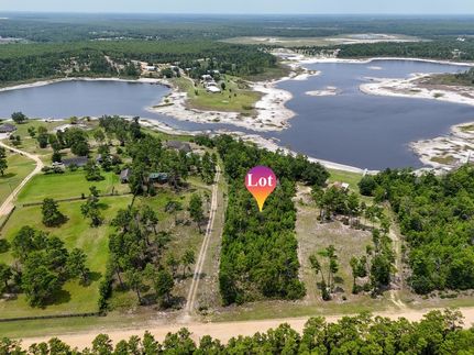 Lakefront Property for sale in Washington County, Florida