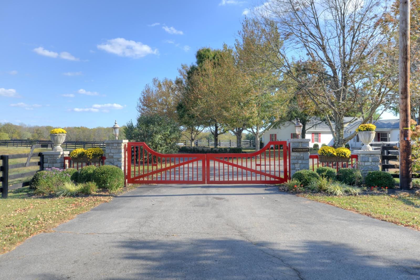 4060 Troy Pike, Versailles, KY 40383 LandWatch