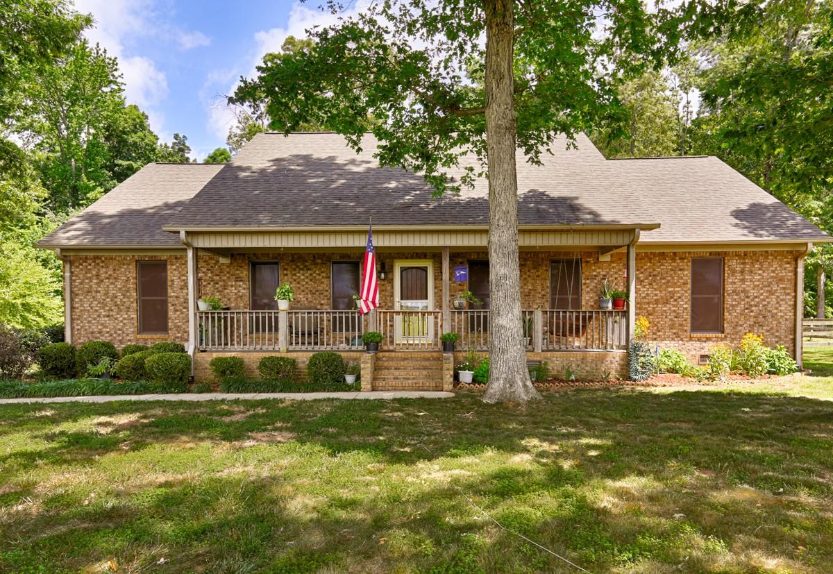 Elkmont, Limestone County, AL Farms and Ranches, House for sale