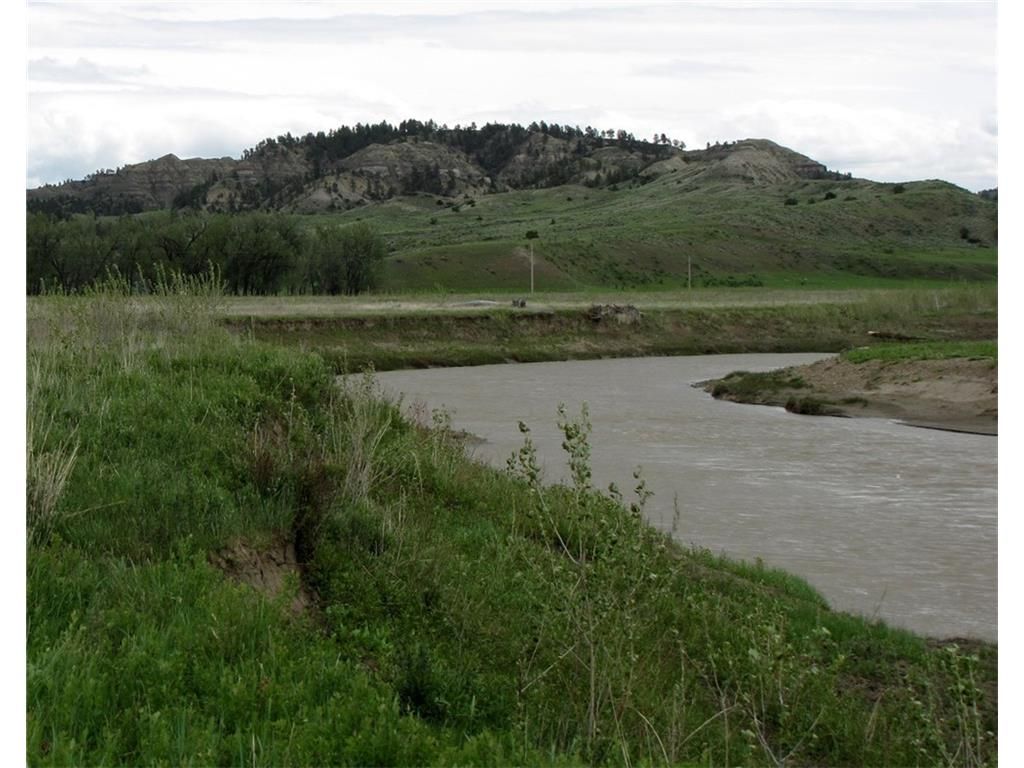 Cat Creek, Petroleum County, MT Lakefront Property, Waterfront Property