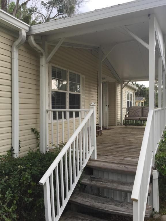 Astor, Lake County, FL Lakefront Property, Waterfront Property, House