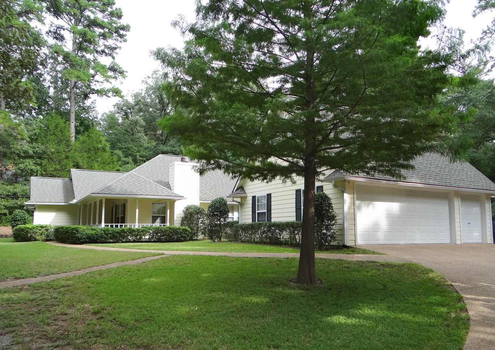 Holly Lake Ranch, Wood County, TX Recreational Property, House for sale