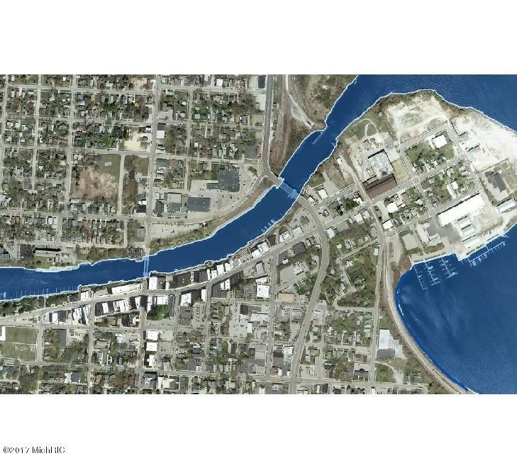 Manistee, Manistee County, MI Commercial Property, House for sale