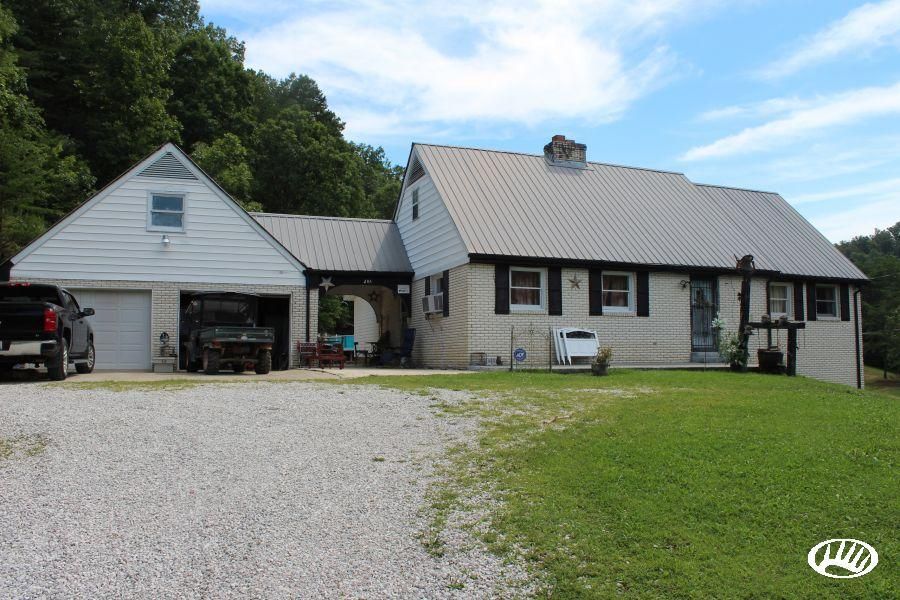 Campton, Wolfe County, KY Farms and Ranches, House for sale Property ID