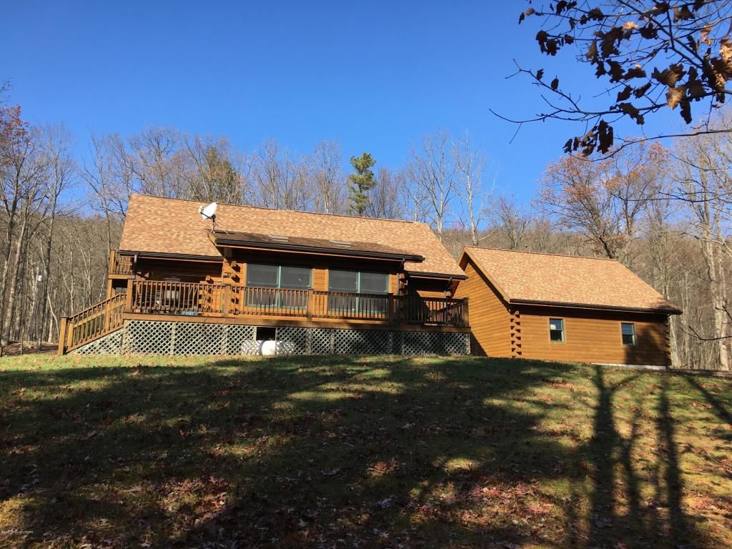 Weatherly, Carbon County, PA House for sale Property ID 327904647