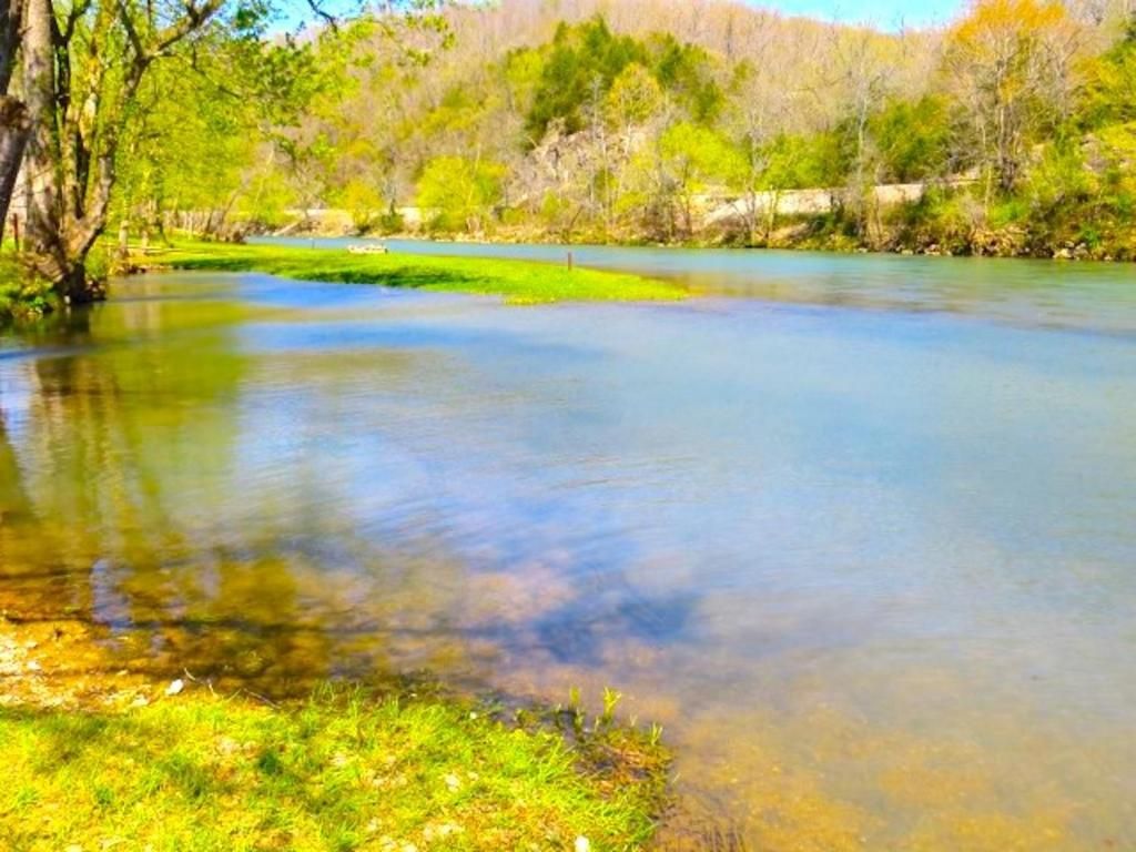 Mammoth Spring, Fulton County, AR Lakefront Property, Waterfront