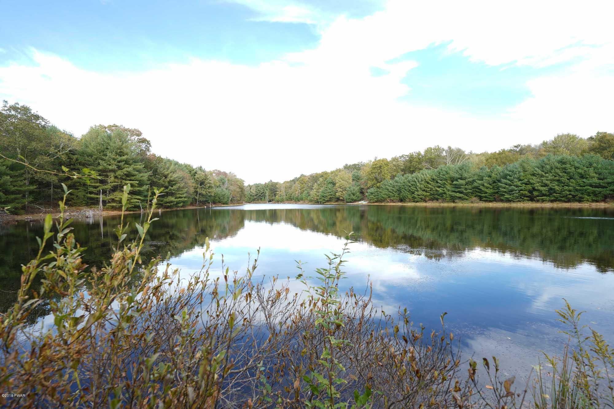 Milford, Pike County, PA Lakefront Property, Waterfront Property, House