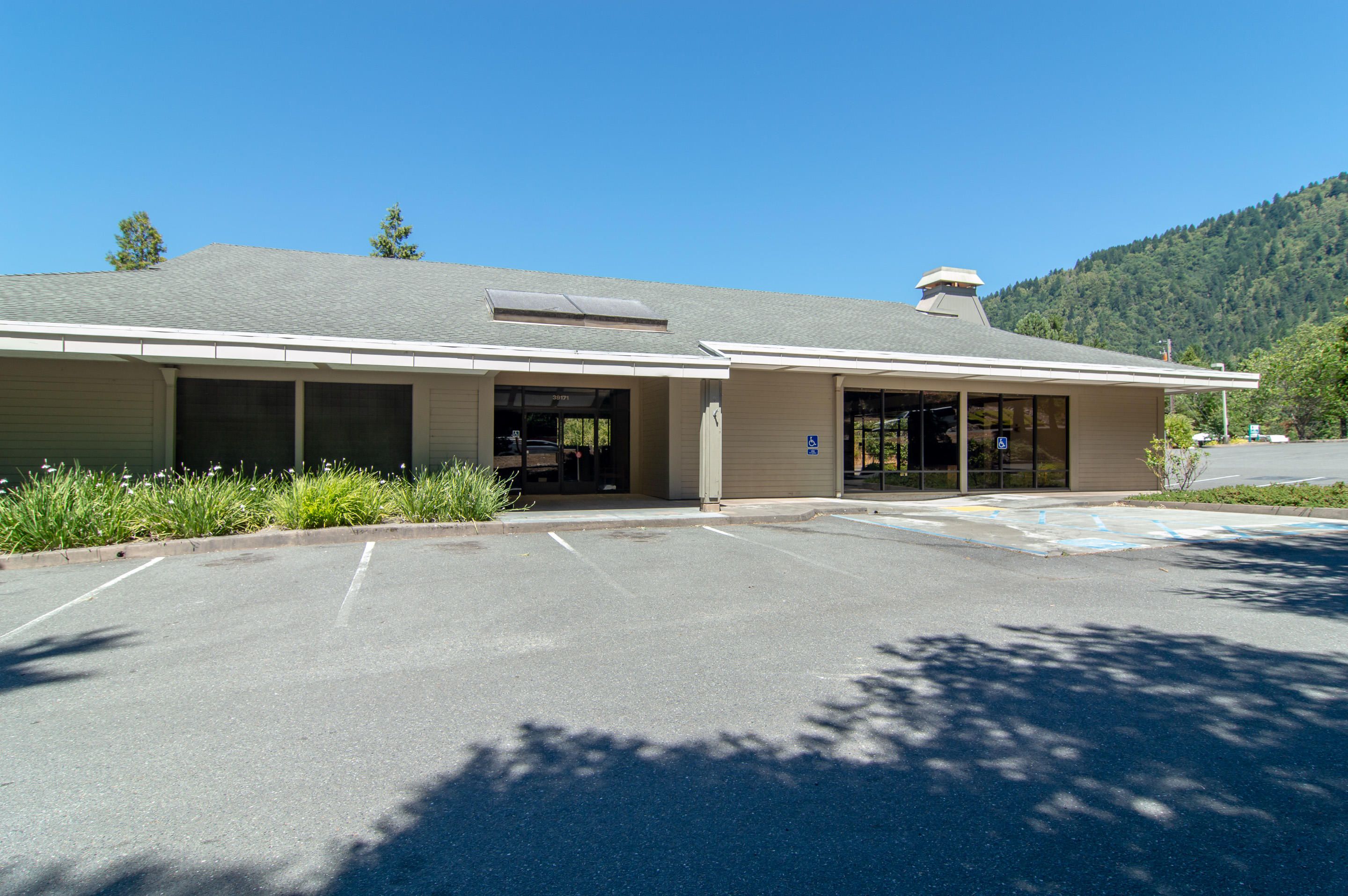 Willow Creek, Humboldt County, CA Commercial Property, House for sale