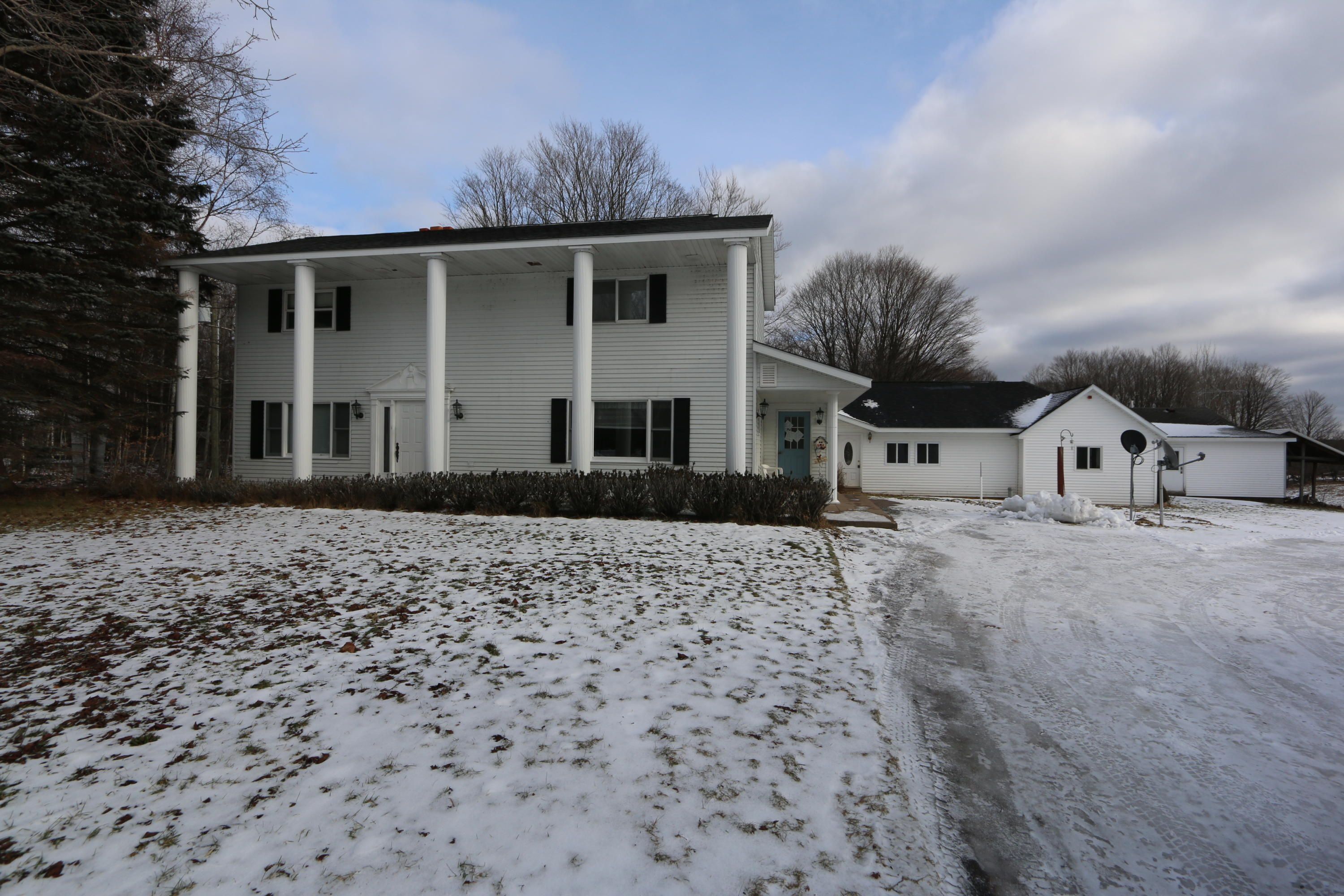 Hulbert, Chippewa County, MI House for sale Property ID 334409517