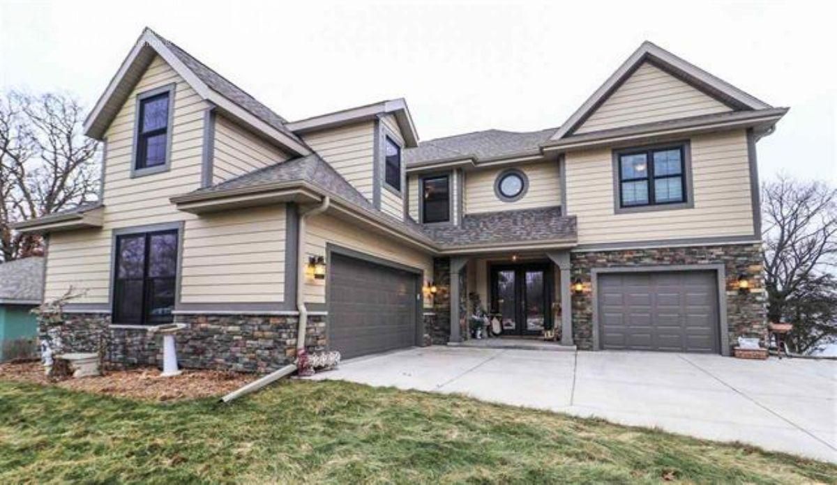 Lake Mills, Jefferson County, WI Lakefront Property, Waterfront