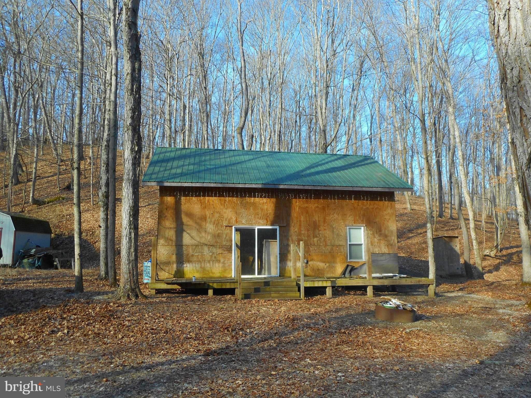 Fort Ashby, Mineral County, WV Lakefront Property, Waterfront Property, House for sale Property