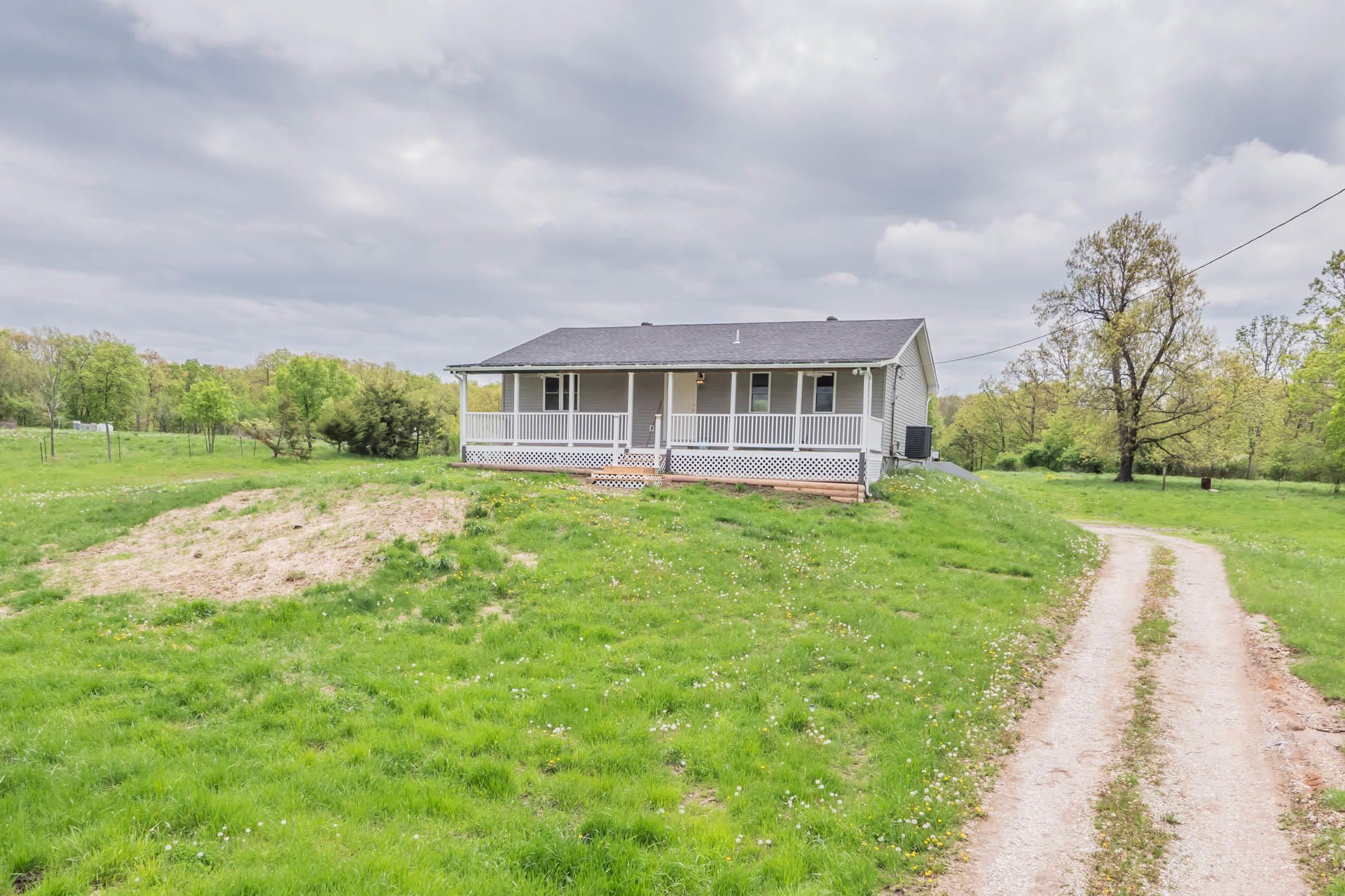 Moberly, Randolph County, MO House for sale Property ID 334854286