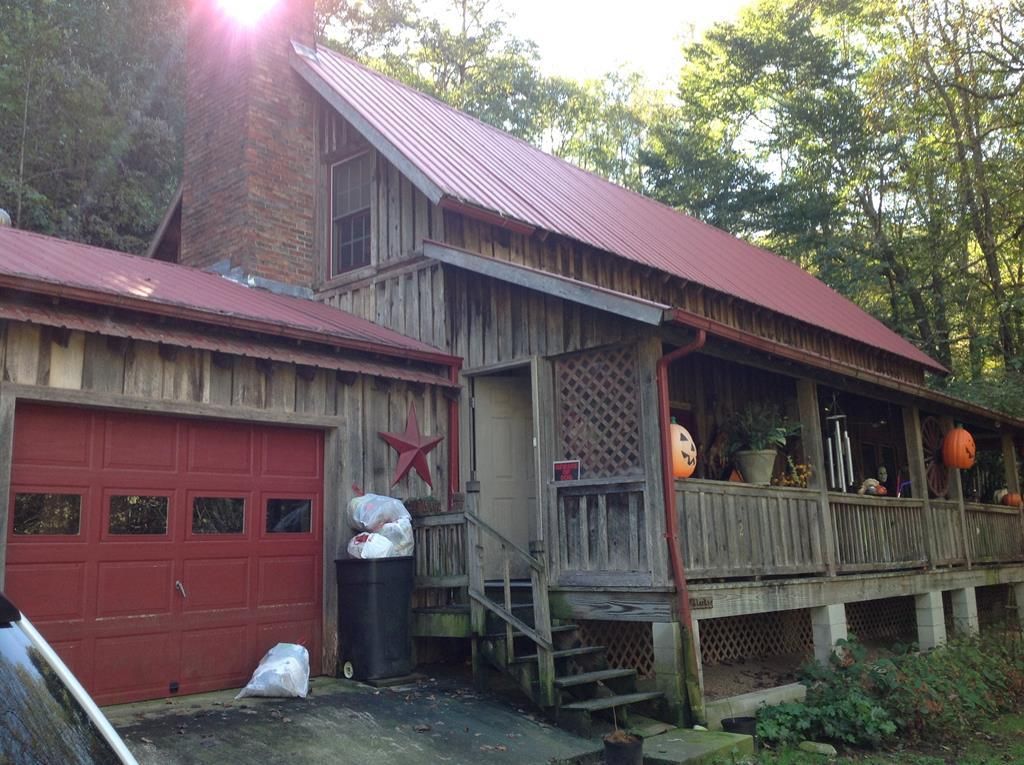 Prestonsburg, Floyd County, KY House for sale Property ID 333759821