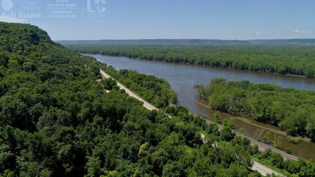 Genoa, Vernon County, WI Recreational Property, Hunting Property