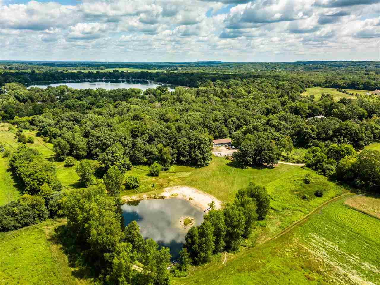 Dousman, Waukesha County, WI House for sale Property ID 335527150