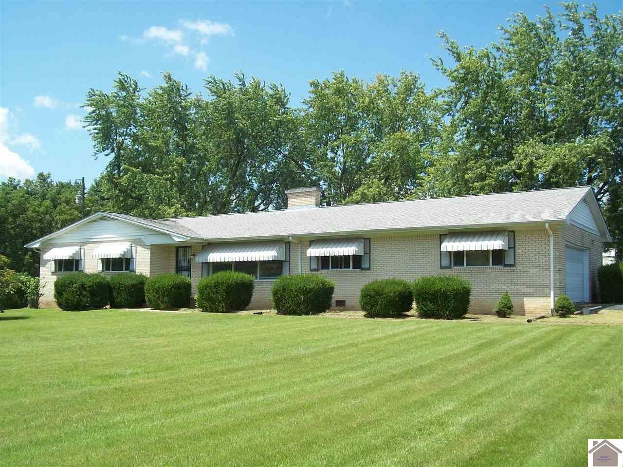 Mayfield, Graves County, KY House for sale Property ID 335712127