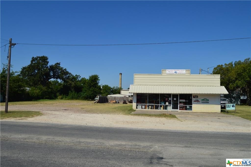 Gonzales, Gonzales County, TX Commercial Property, House for sale Property ID 335780112 LandWatch