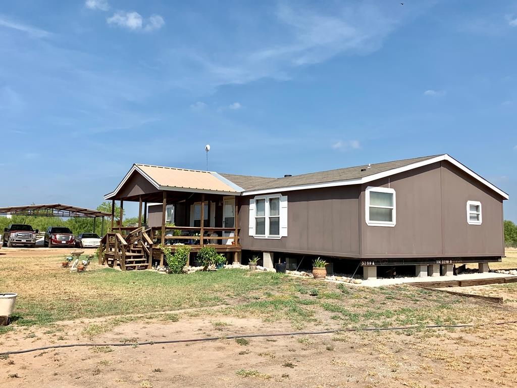 Carrizo Springs, Dimmit County, TX Farms and Ranches, House for sale