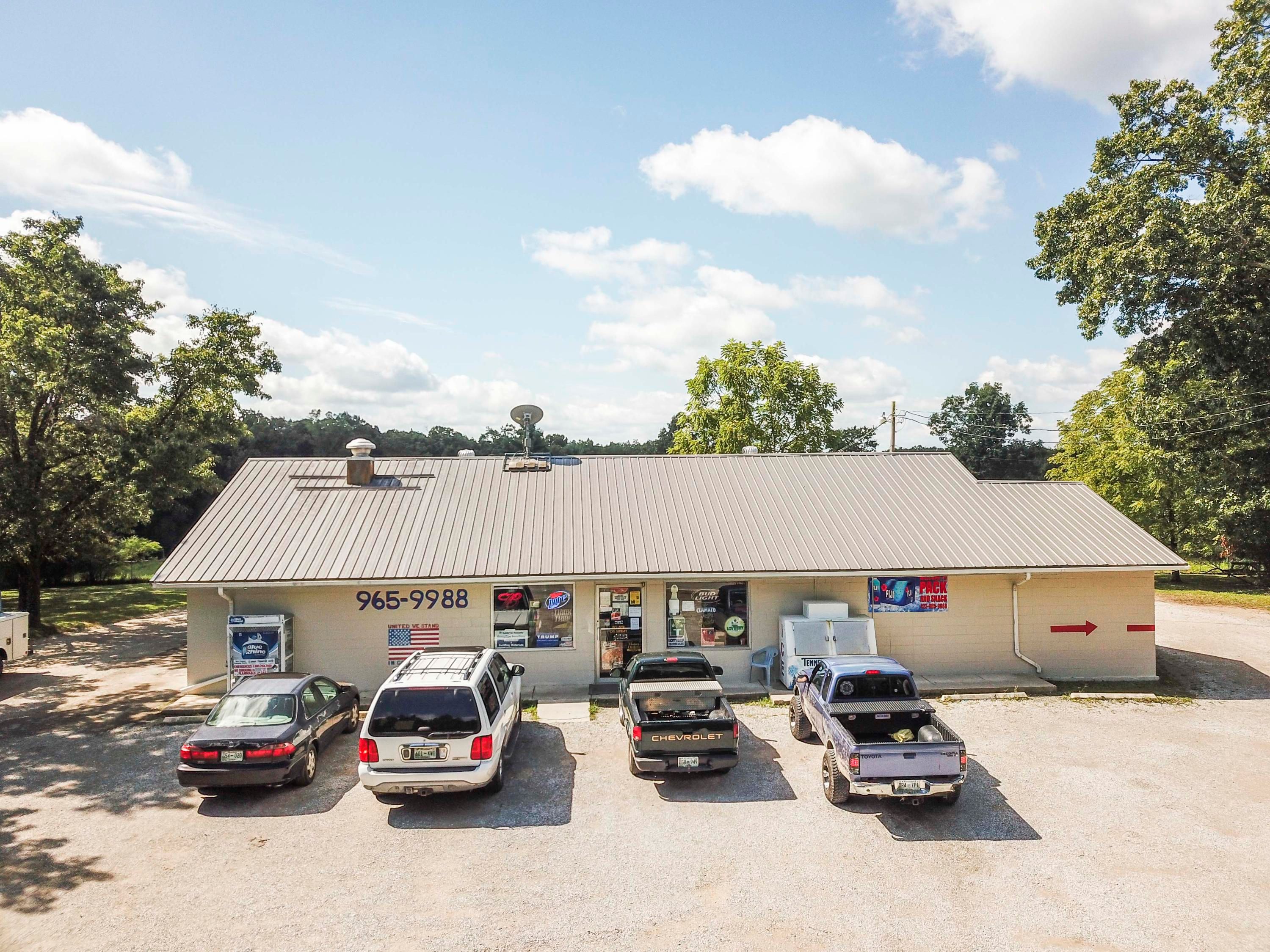 Deer Lodge, County, TN Commercial Property, House for sale