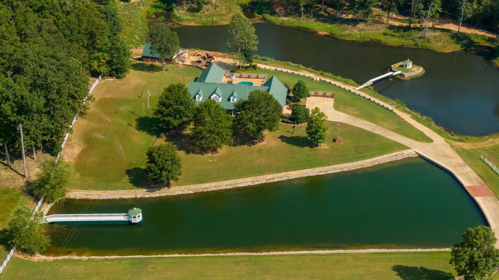 Booneville, Prentiss County, MS Lakefront Property, Waterfront Property