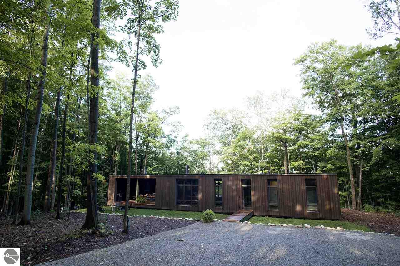 Leland, Leelanau County, MI Lakefront Property, Waterfront Property