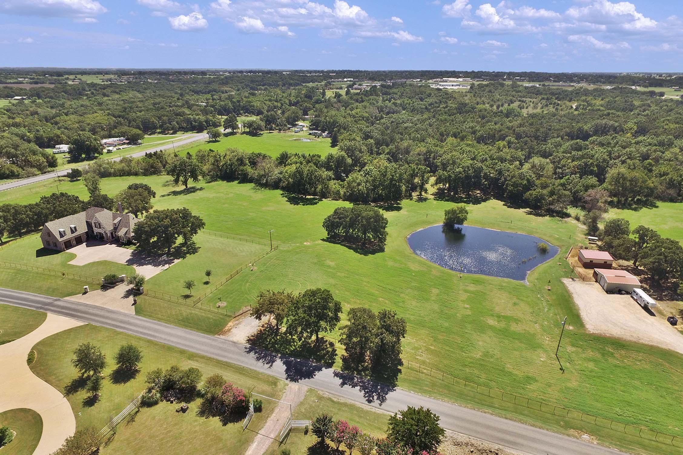 Whitesboro, Grayson County, TX Horse Property, House for sale Property