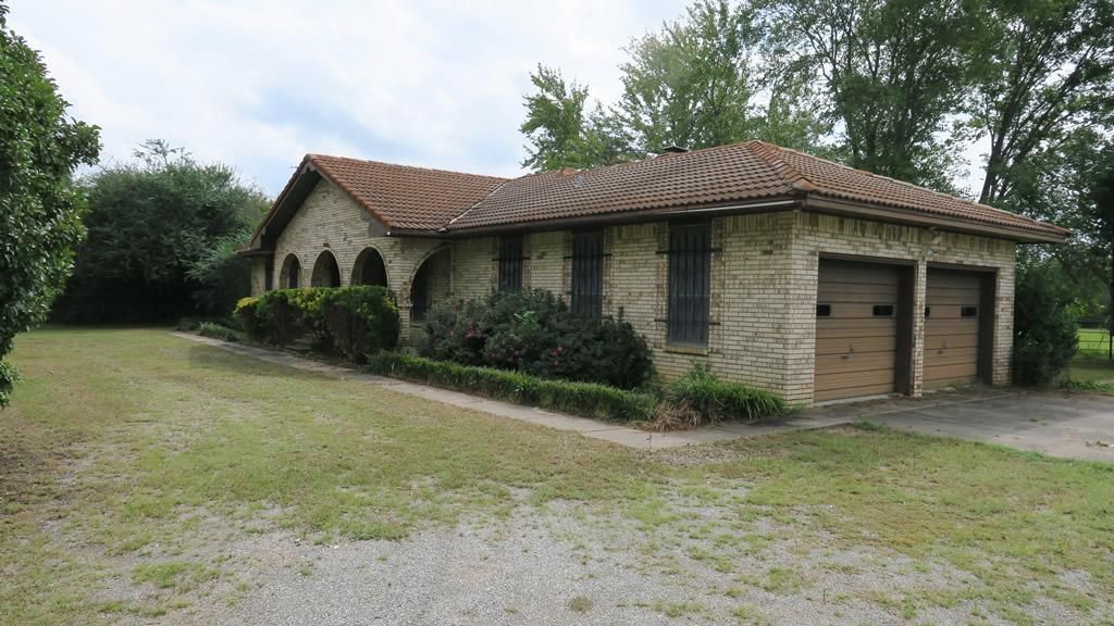 Atoka, Atoka County, OK Farms and Ranches, Horse Property, House for