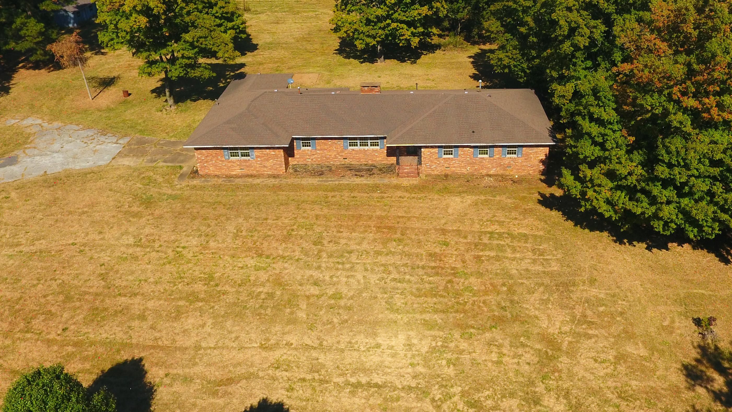 Martin, Weakley County, TN Commercial Property, House for auction