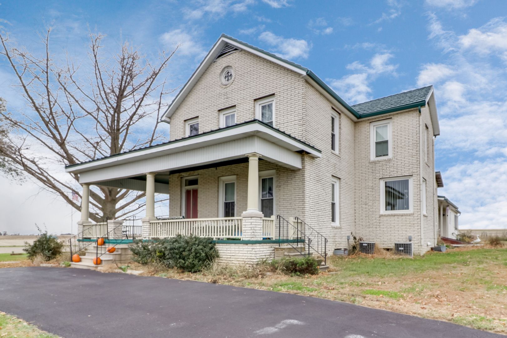 Delavan, Tazewell County, IL House for sale Property ID 336807295