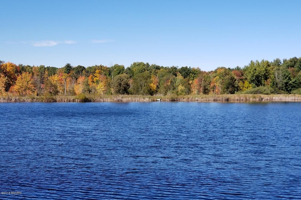 Canadian Lakes, Mecosta County, MI Undeveloped Land, Lakefront Property
