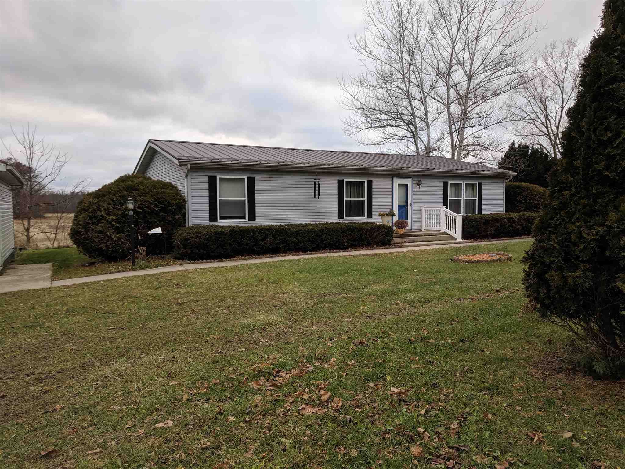 Larwill, Whitley County, IN House for sale Property ID 336859043