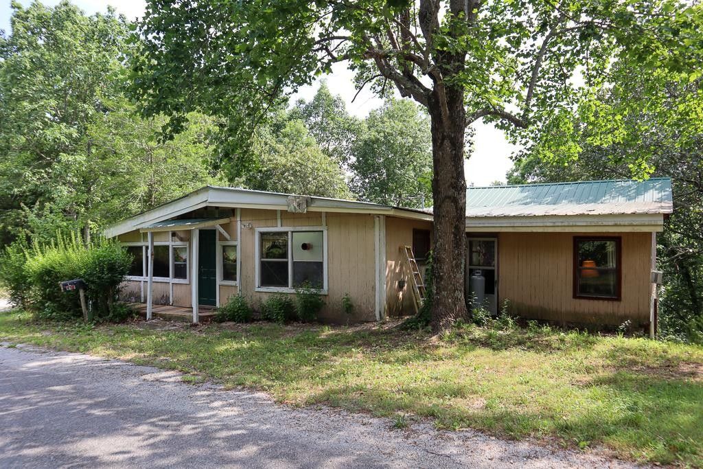 Holladay, Benton County, TN House for sale Property ID 336869472