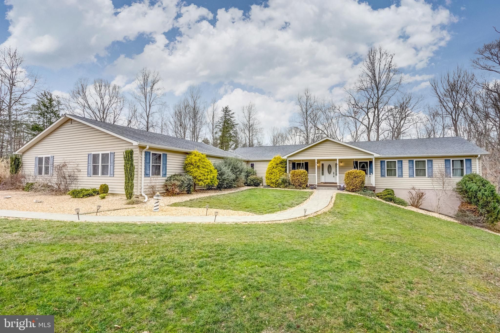 Bumpass, Louisa County, VA Lakefront Property, Waterfront Property