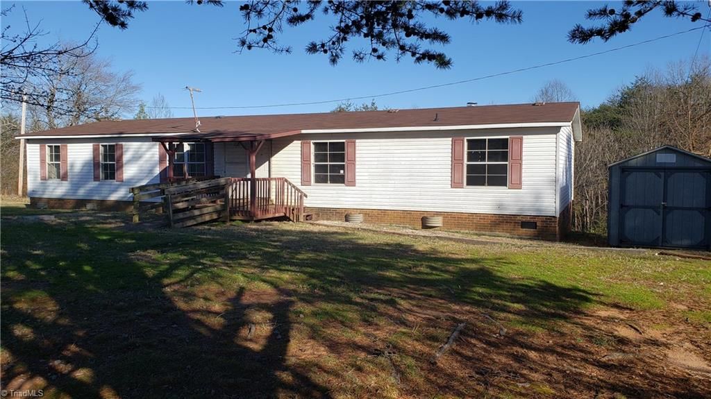Yadkinville, Yadkin County, NC House for sale Property ID 337363733