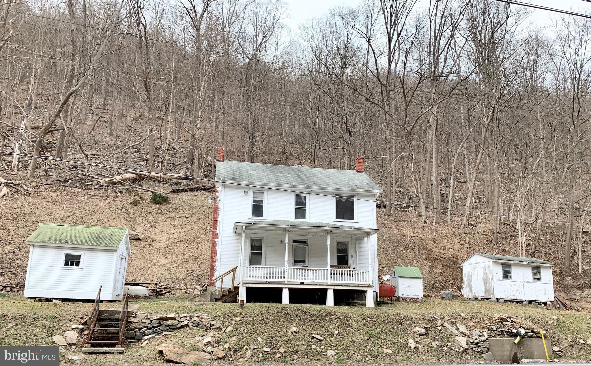 Saxton, Bedford County, PA Lakefront Property, Waterfront Property, House for sale Property ID