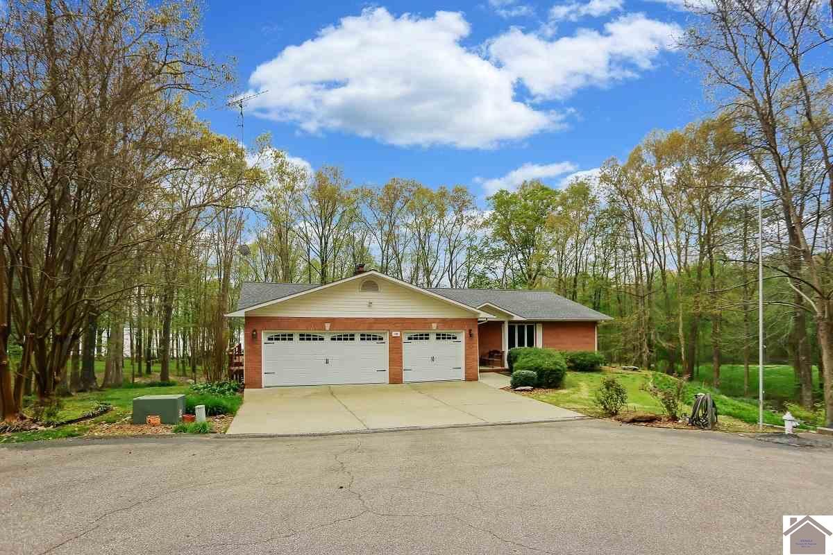 Murray, Calloway County, KY House for sale Property ID 337805010