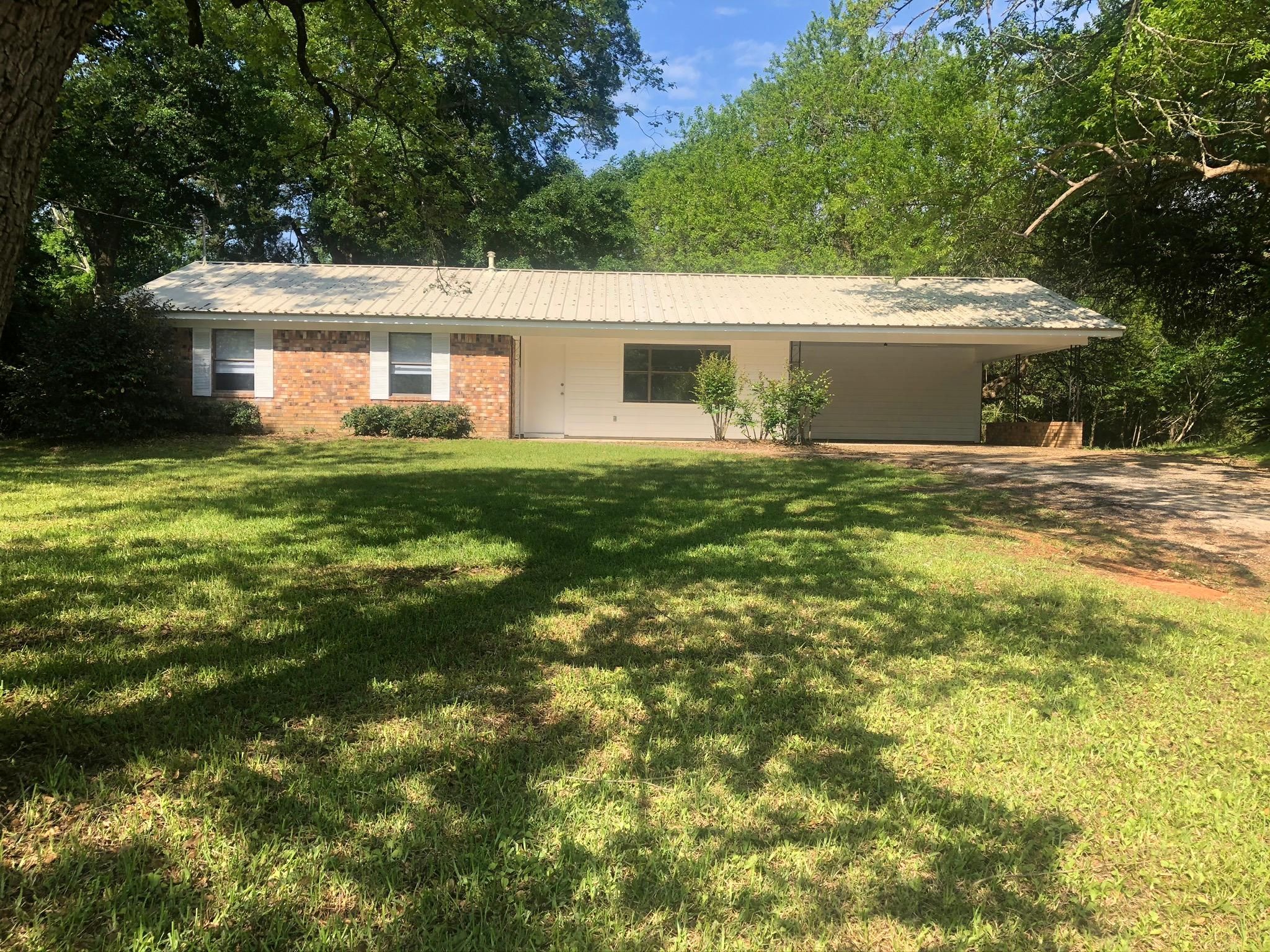 Crockett, Houston County, TX Farms and Ranches, Horse Property, House