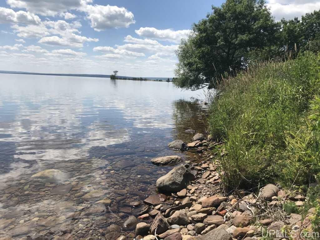 L'Anse, Baraga County, MI Undeveloped Land, Lakefront Property, Waterfront Property, Homesites