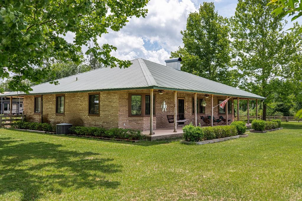 Bell, Gilchrist County, FL House for sale Property ID 338053502