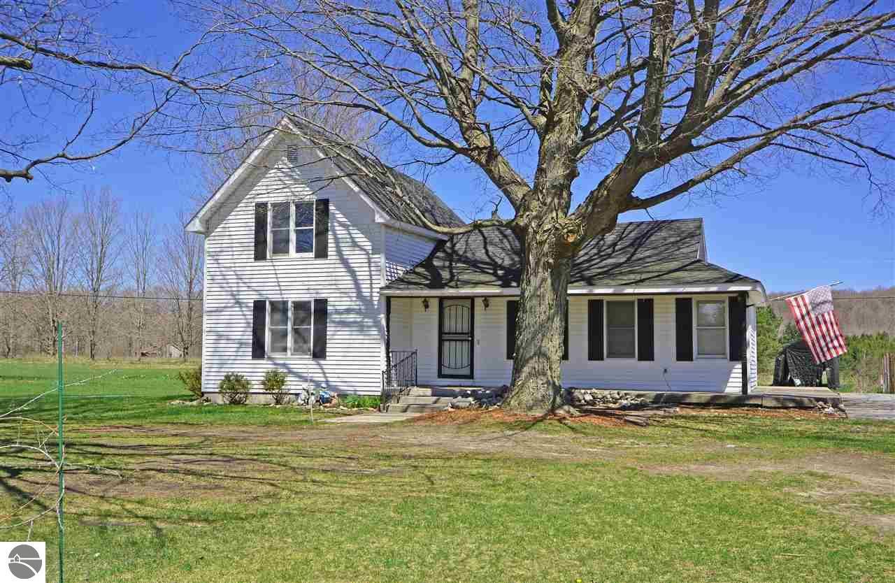 Beulah, Benzie County, MI Lakefront Property, Waterfront Property