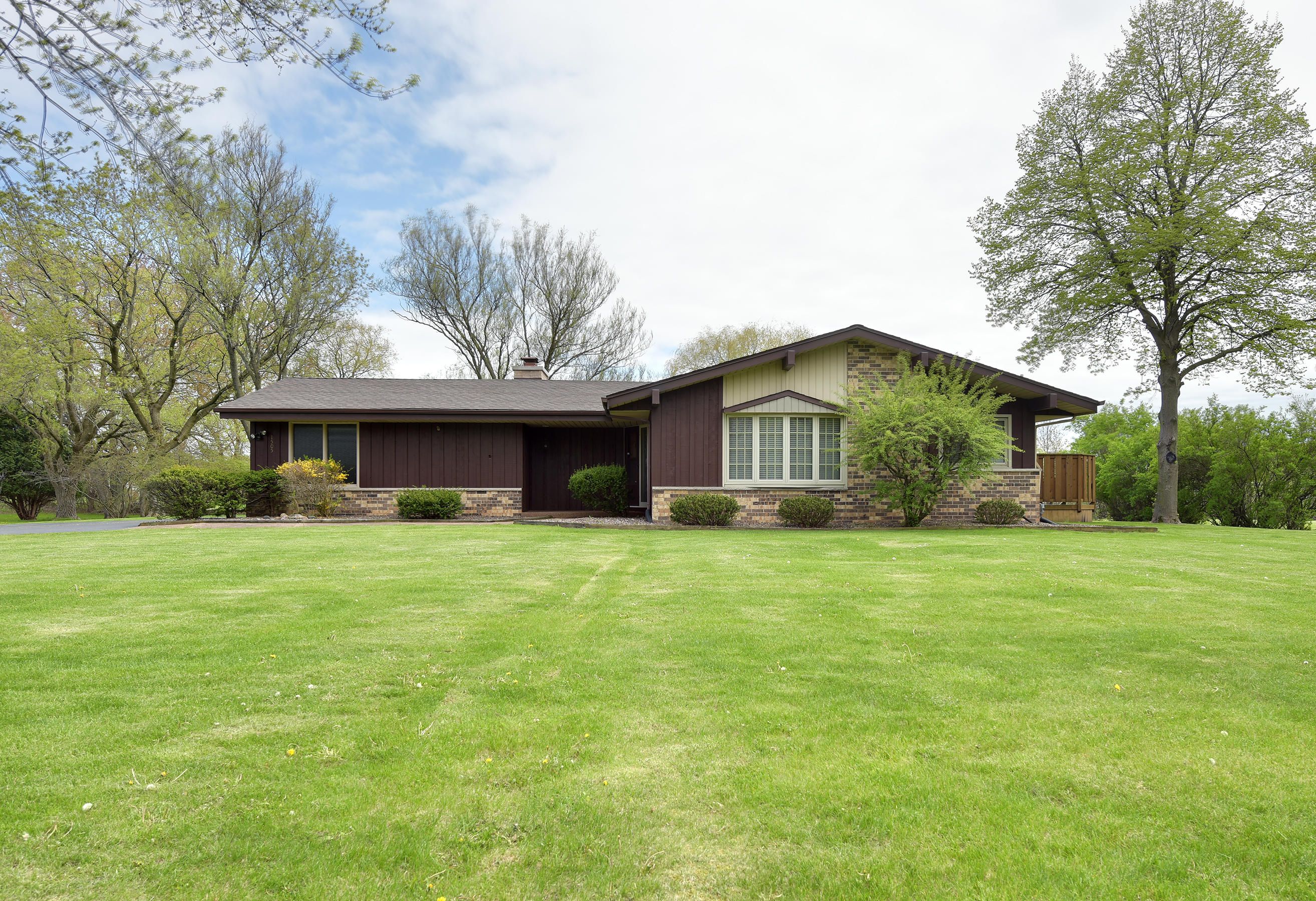 Mequon, Ozaukee County, WI House for sale Property ID 338182914