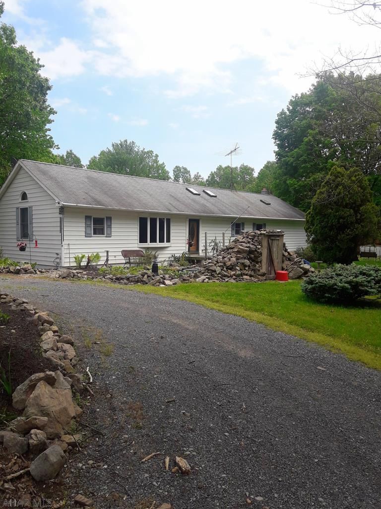 Breezewood, Bedford County, PA House for sale Property ID 338266301