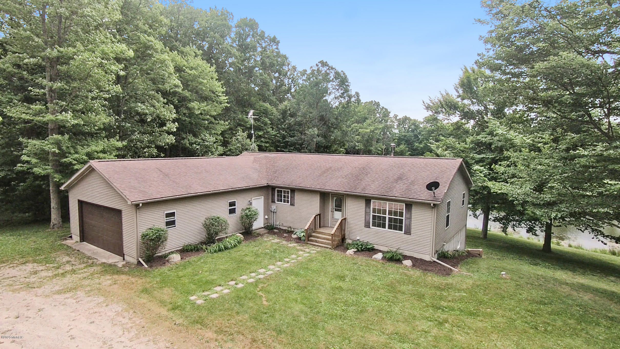 Lakeview, Montcalm County, MI Lakefront Property, Waterfront Property