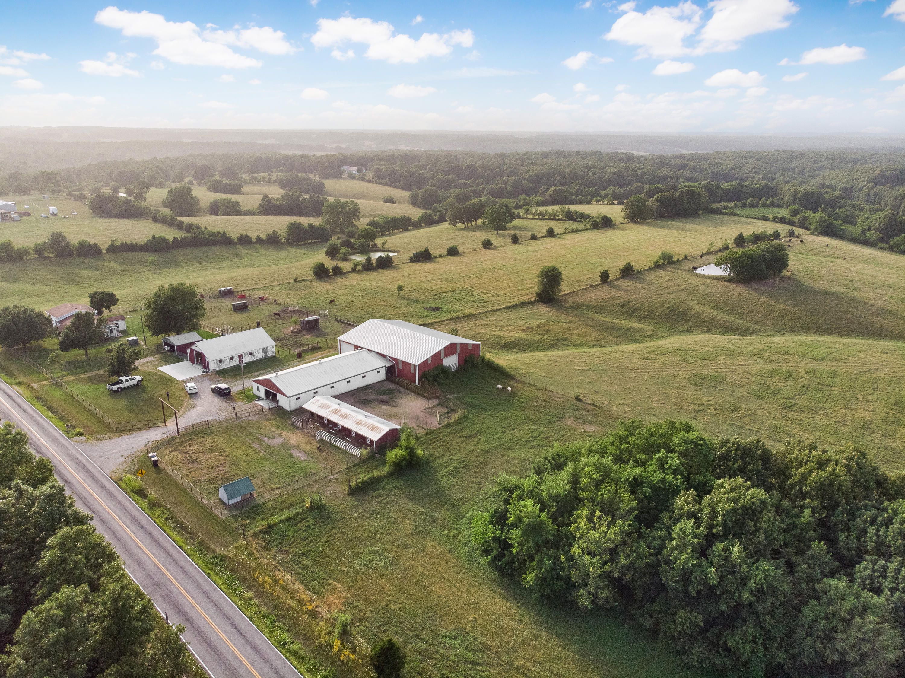 Miller, Lawrence County, MO House for sale Property ID 338464970