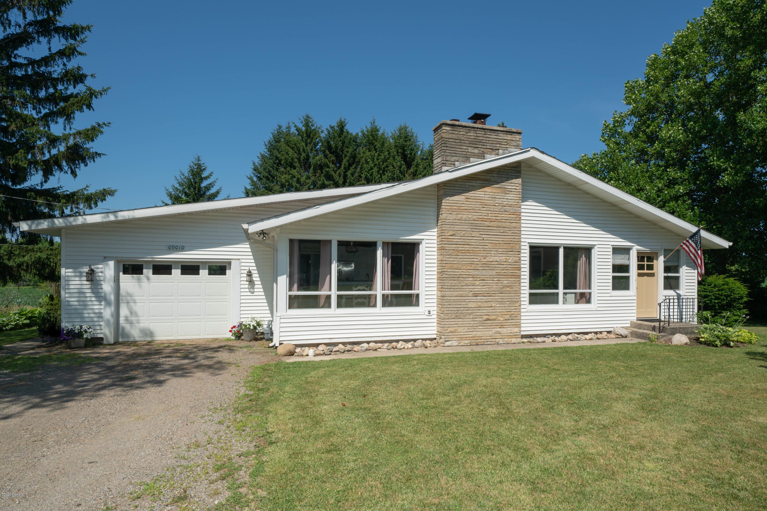 South Haven, Van Buren County, MI House for sale Property ID 338530364