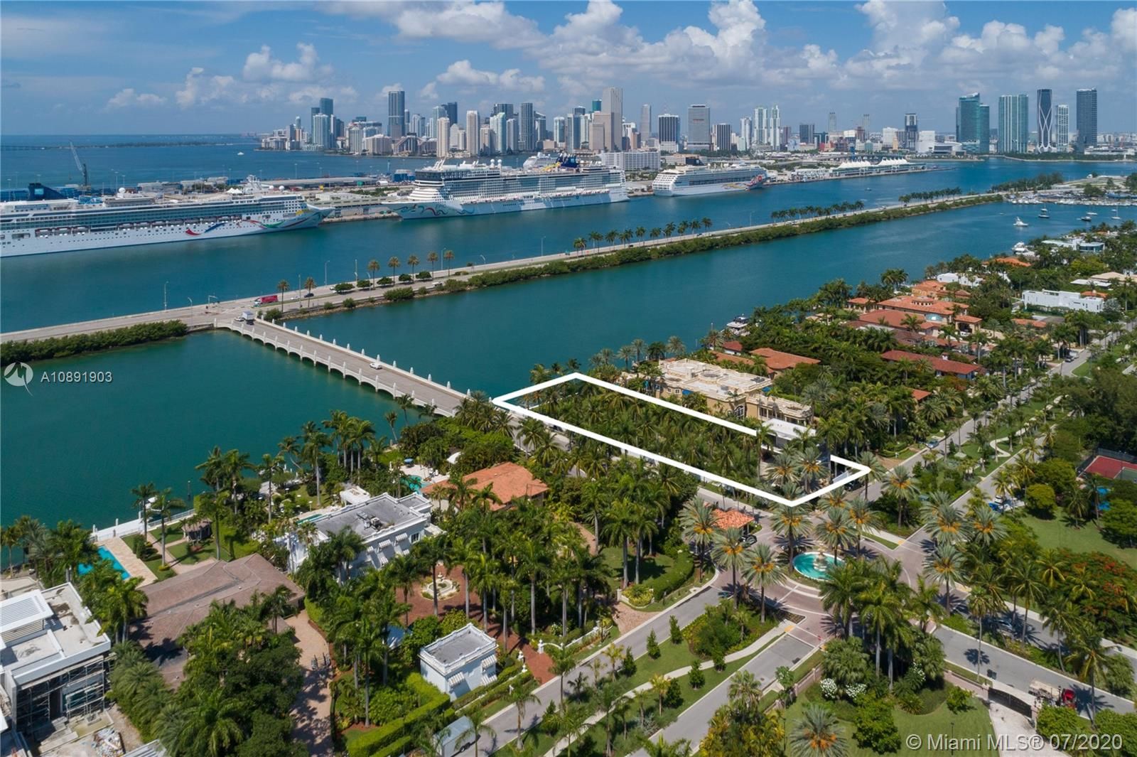 Miami Beach, MiamiDade County, FL Undeveloped Land, Lakefront Property