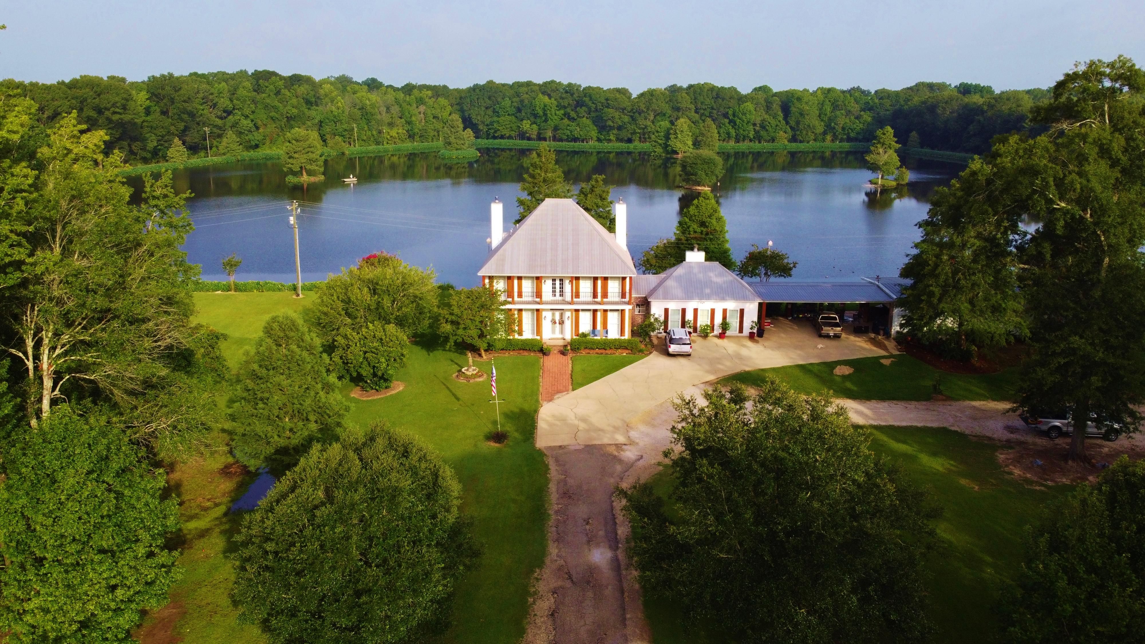 Slaughter, East Baton Rouge Parish, LA Recreational Property, Lakefront