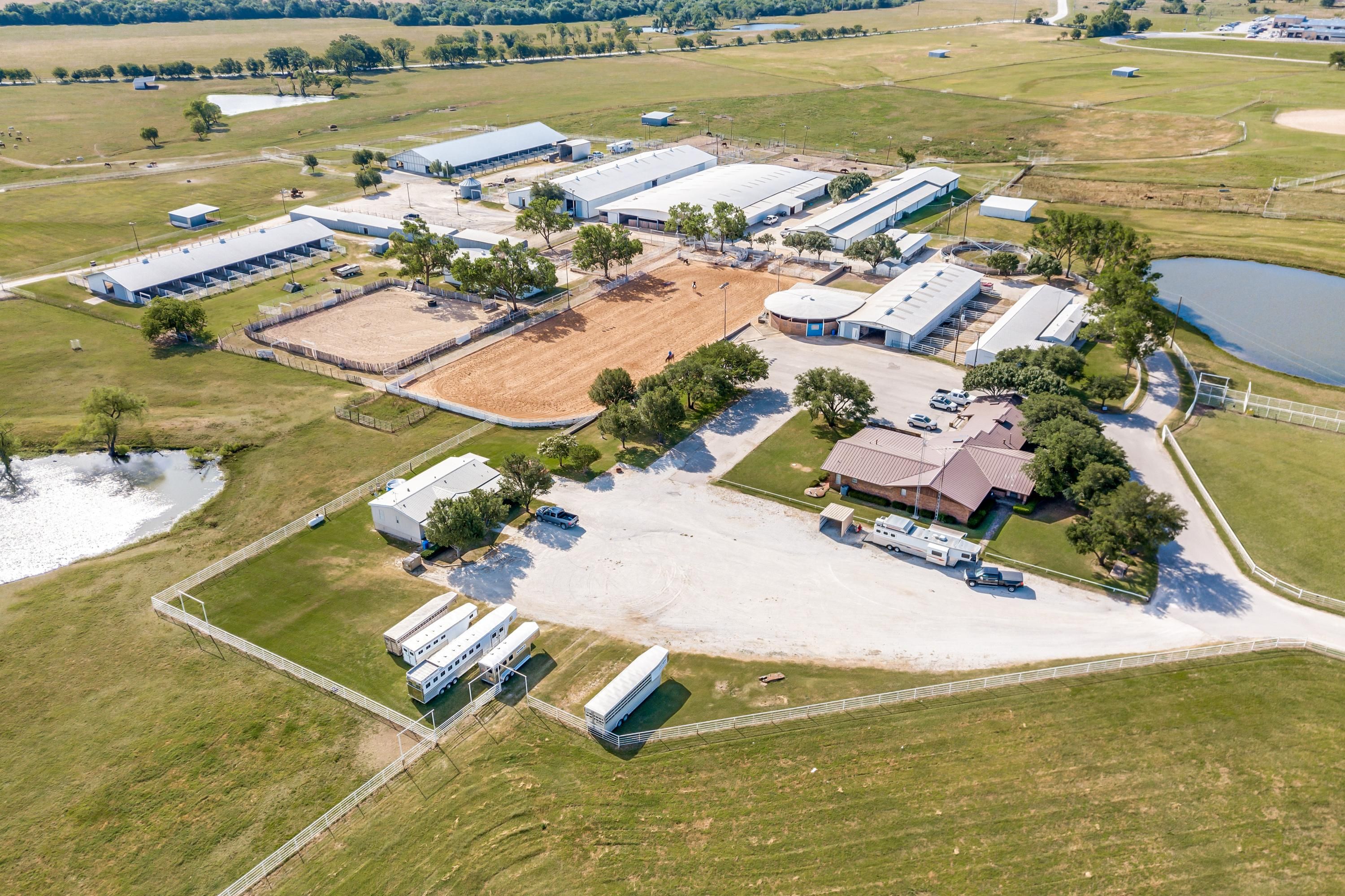 4500 I35, Gainesville, TX 76240 LandWatch