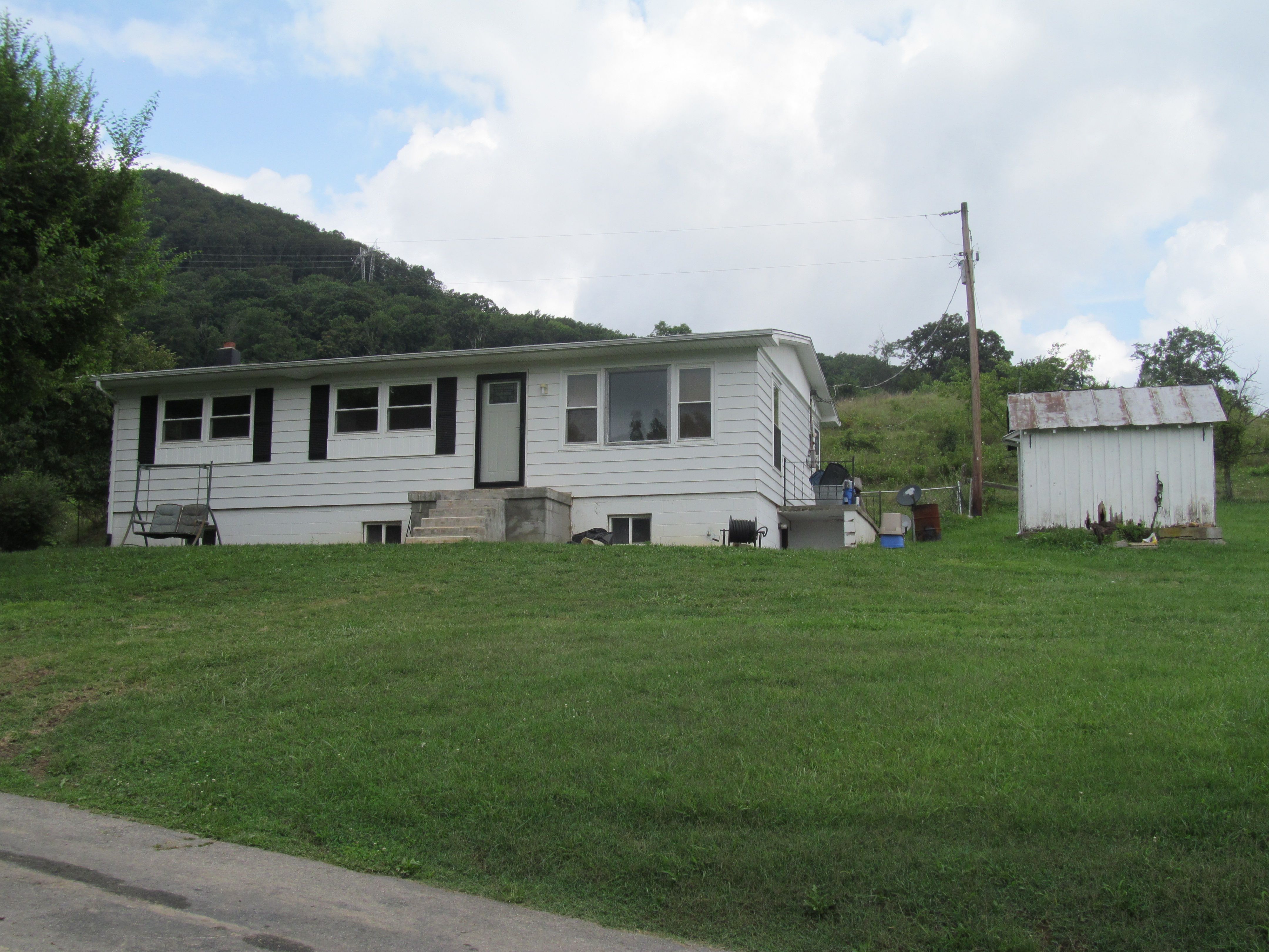 Catawba, Roanoke County, VA House for sale Property ID 338869407